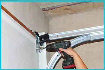 Trust Garage Door Service West Warwick, RI 401-343-0385 - garage-door-openers-sid-gdr-10m